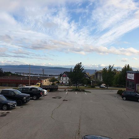 Island View Lodge Powell River Exteriör bild